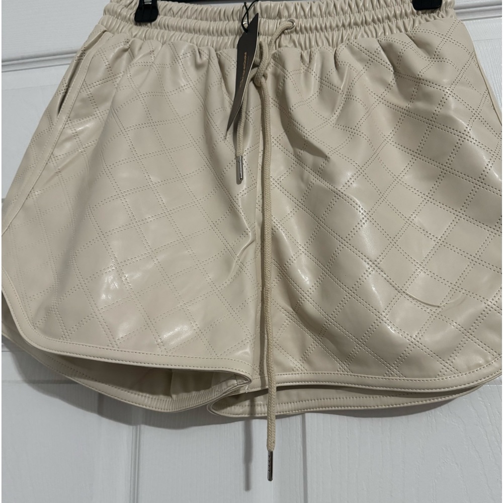 Faux leather ivory shorts size large